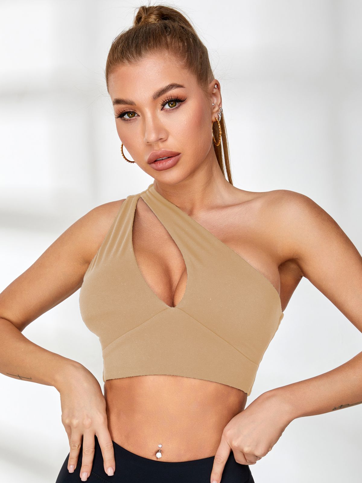 EOS | Moderner Sport-BH mit Cutout-Details