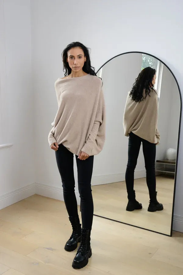 EOS | Asymmetrischer Cloud Drapierter Pullover