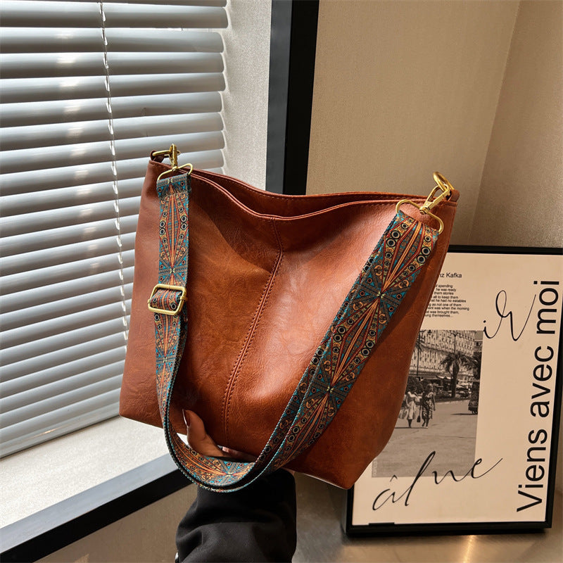 EOS | Vintage Tasche aus Ravttan