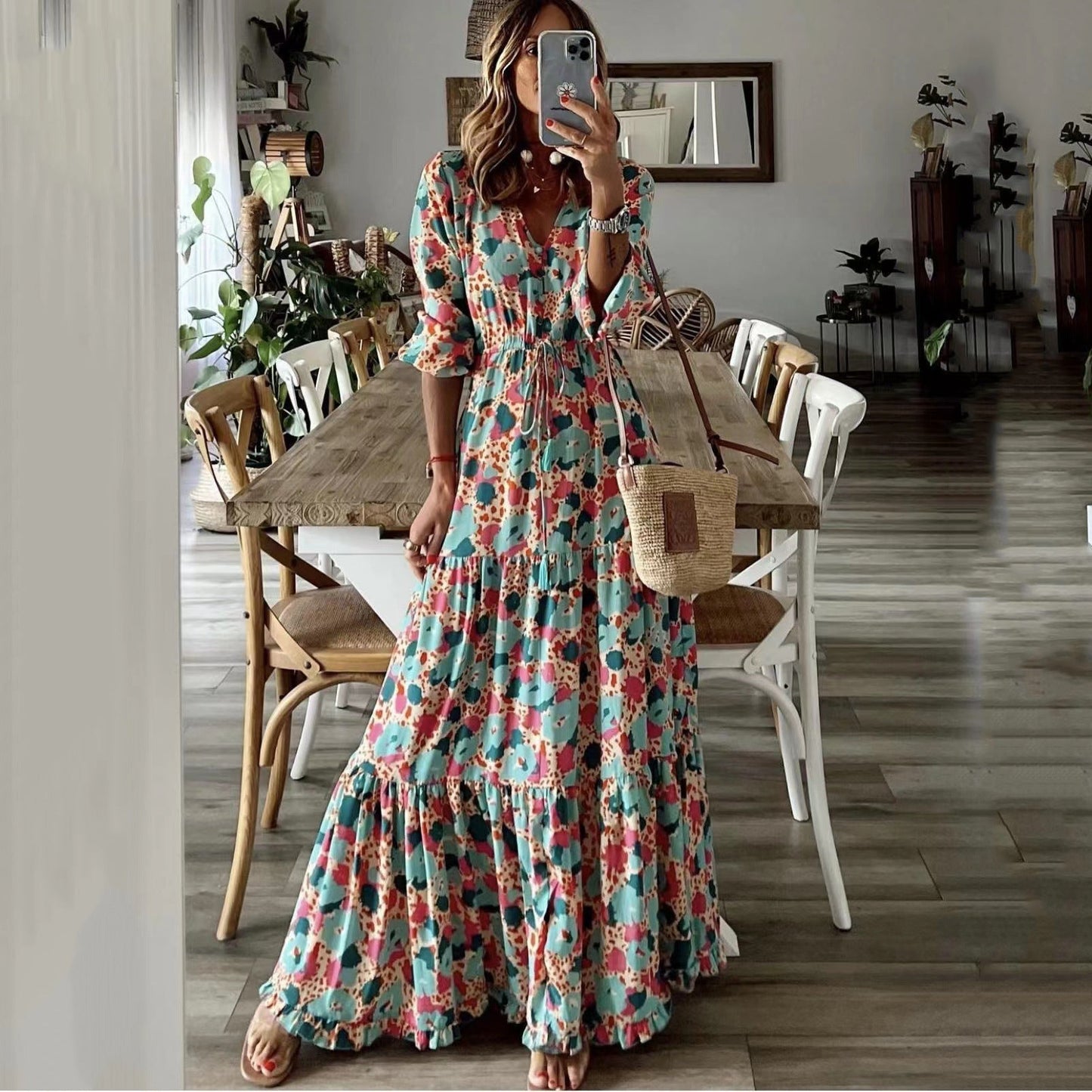 EOS | V-Ausschnitt Bedrucktes Großes Saum Langes Kleid