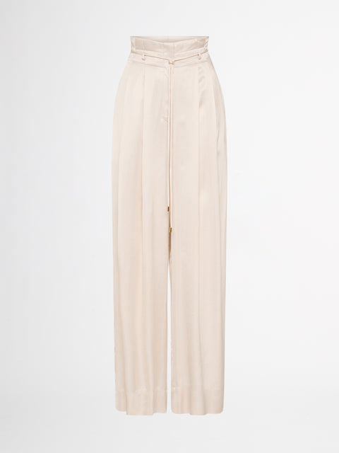 EOS | Elegantes Zweiteiliges Satin Outfit