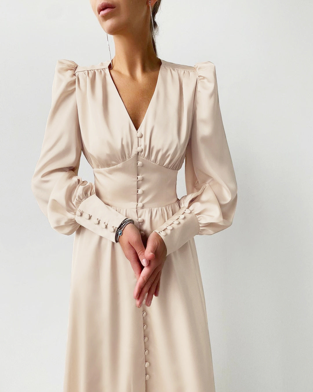 EOS | Elegante Satinkleider