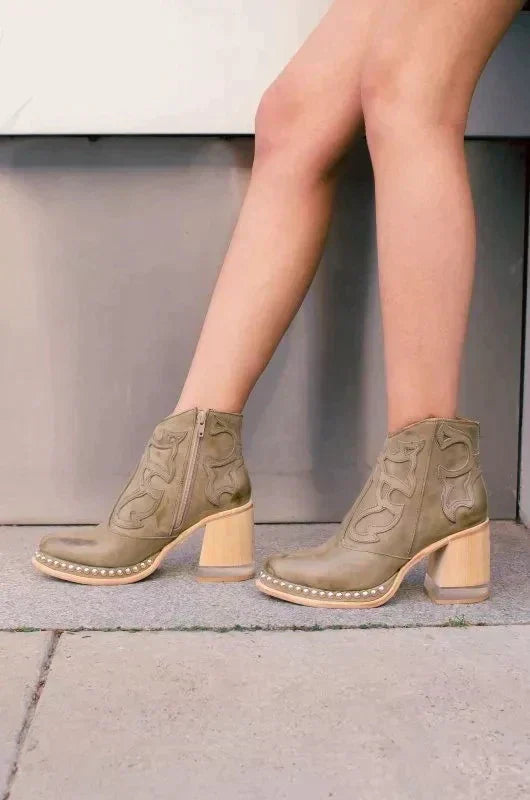 EOS | Stylische Western Vegan Leder