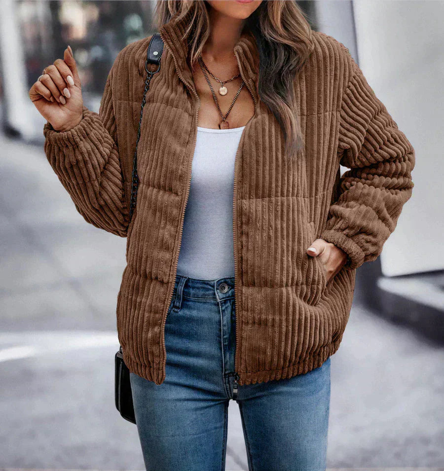 EOS | Minimalistische und isolierte Jacke