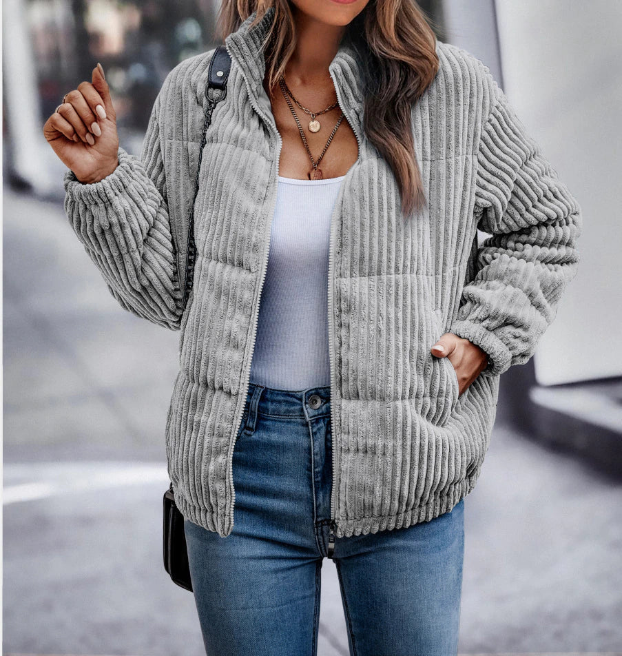 EOS | Minimalistische und isolierte Jacke