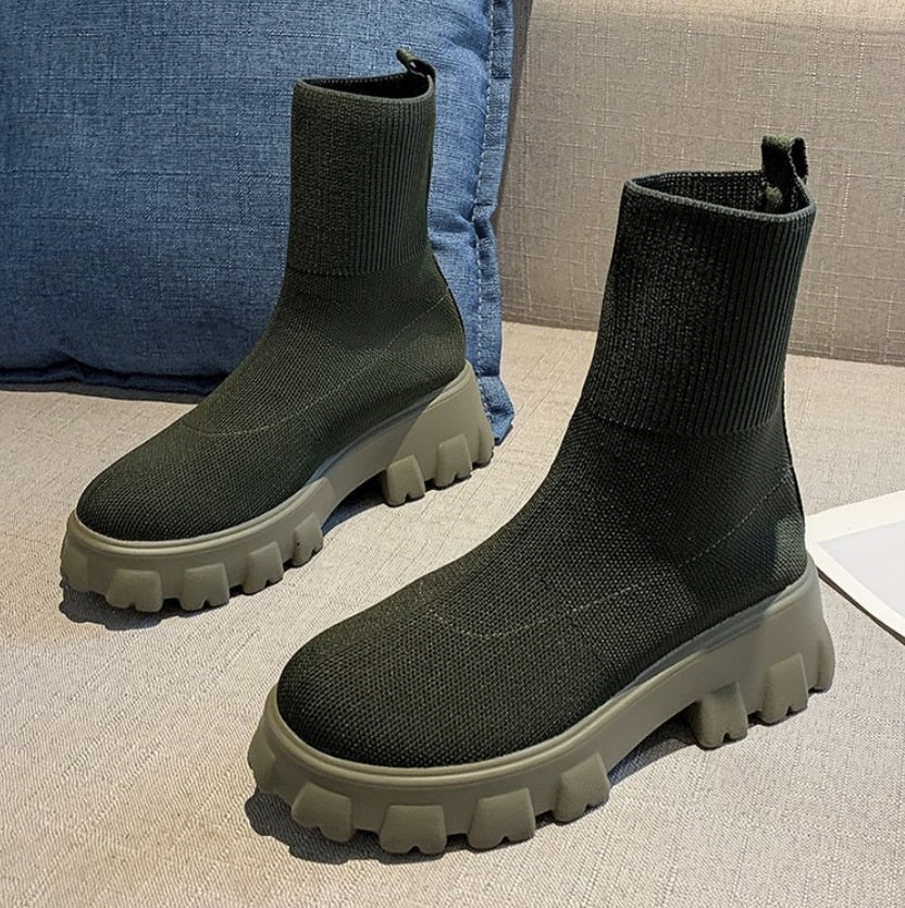 EOS | Klobig Plateau Sockenstiefel Damenstiefel