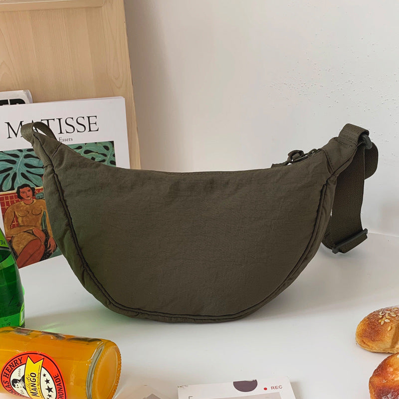 EOS | Damenumhängetasche Half Moon mit verstellbarem Riemen