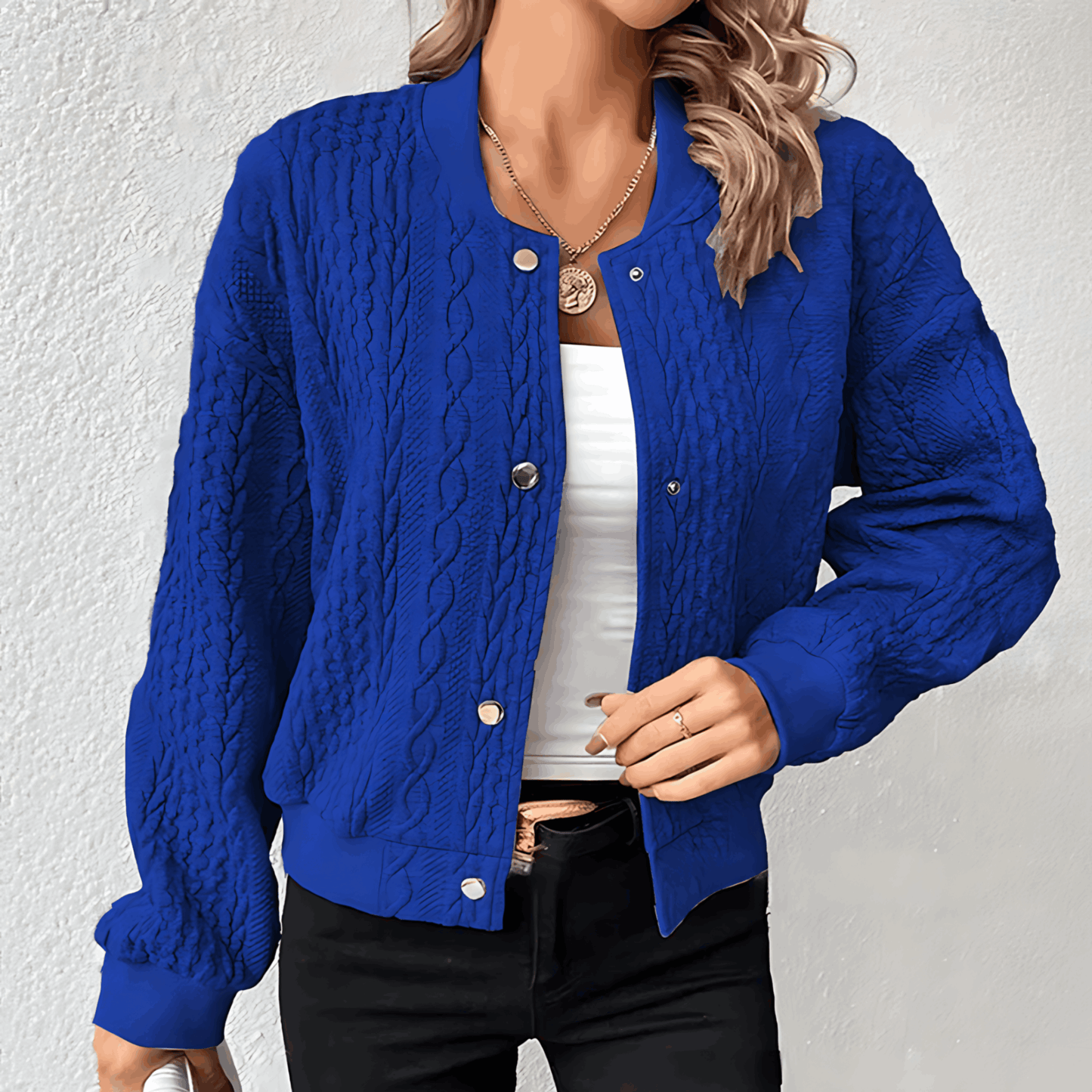 EOS | Strickjacke im Bomberjackenstil mit Knöpfen