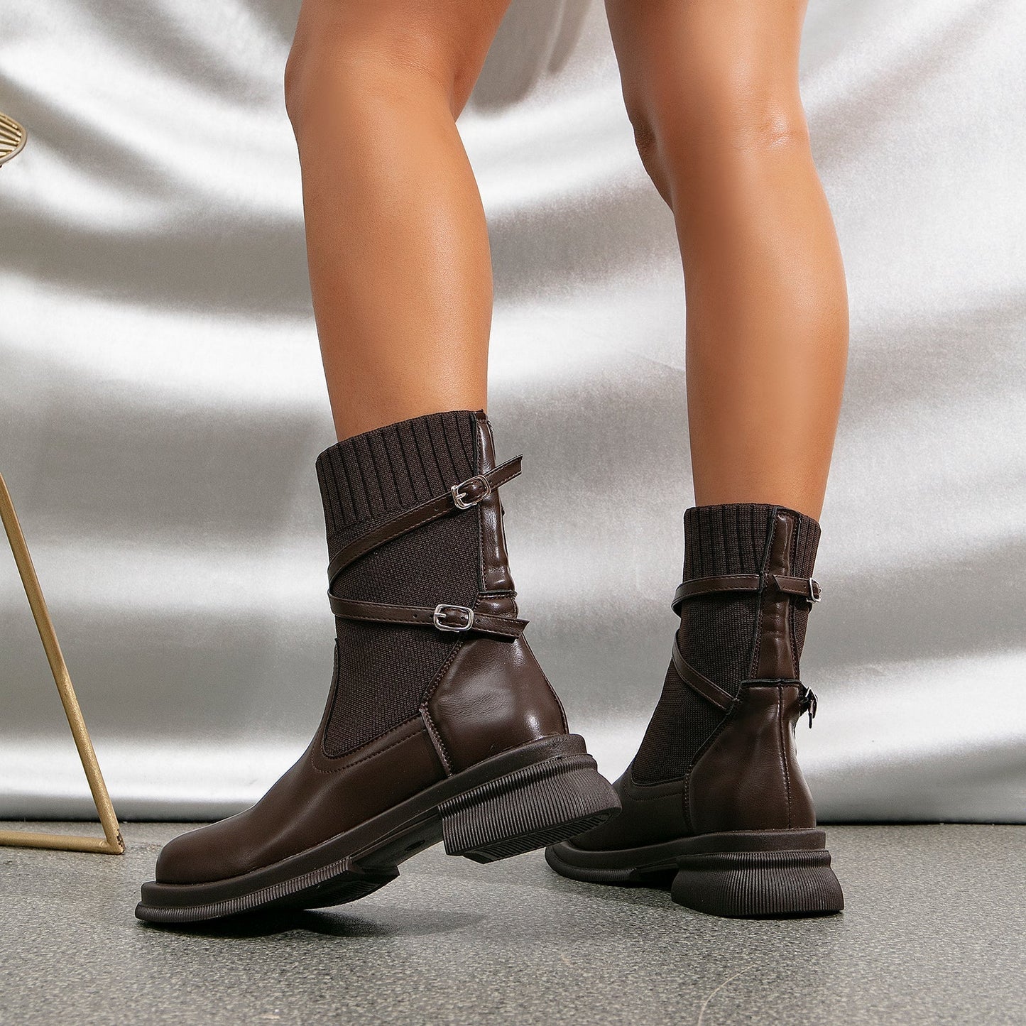 EOS | Elegante braune Stiefeletten mit Wickelriemen