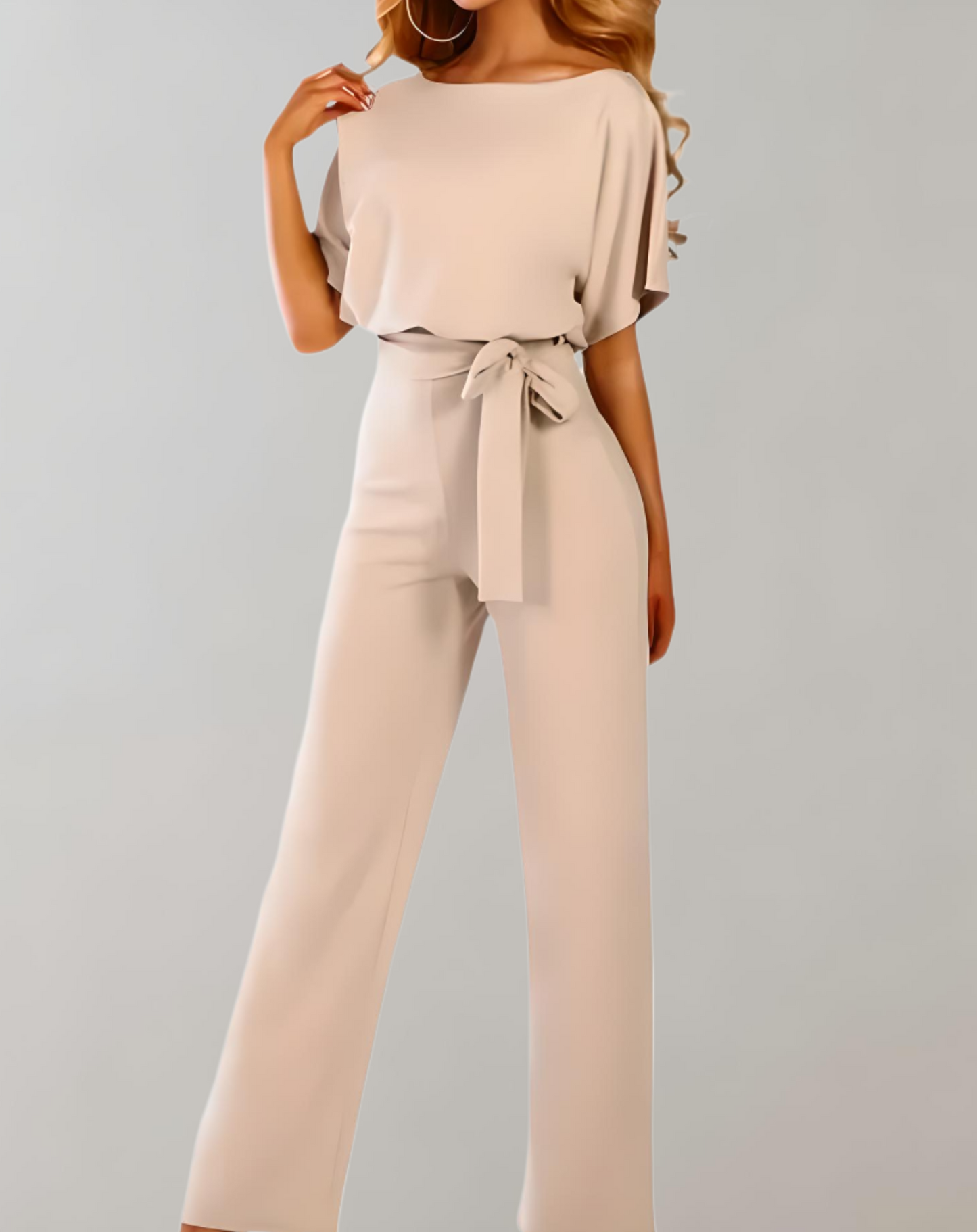 EOS | Wunderschön passender Jumpsuit mit halblangem