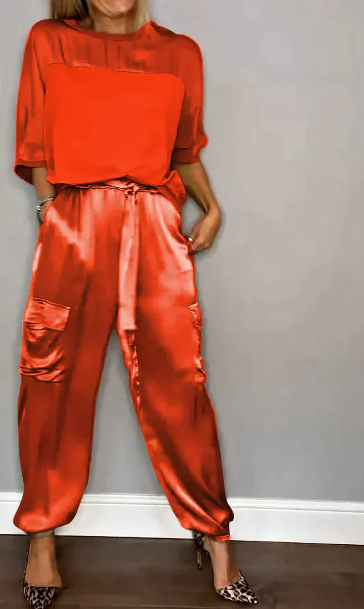 EOS | Jumpsuit aus glattem Satin mit halblangem Oberteil und Hose für Frauen