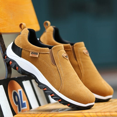 EOS | Slip On Sneakers mit Elastischen Einsätzen