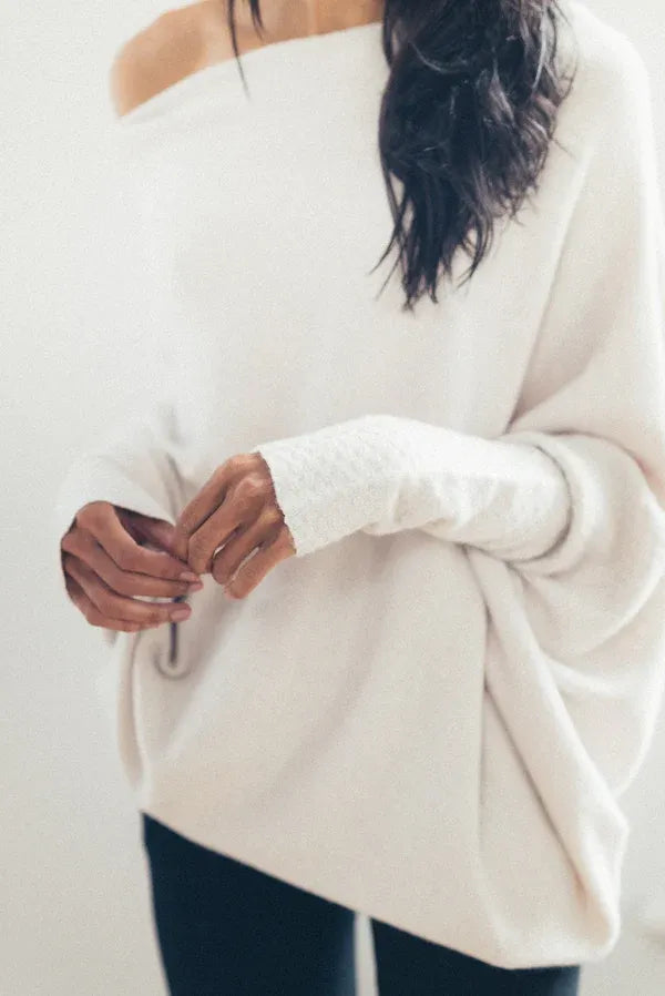 EOS | Asymmetrischer Cloud Drapierter Pullover