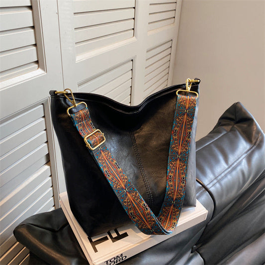 EOS | Vintage Tasche aus Ravttan
