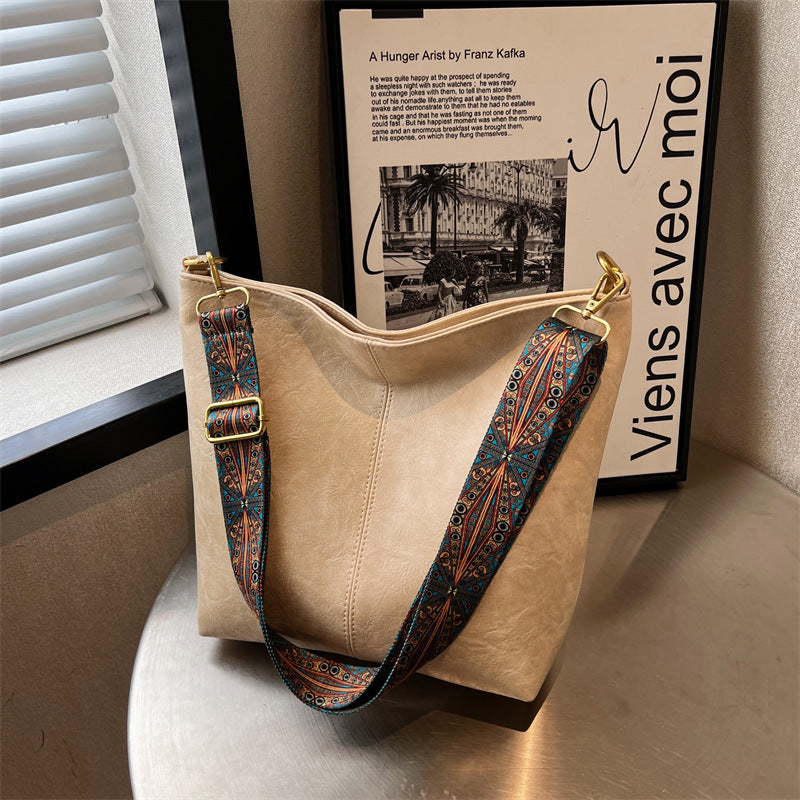 EOS | Vintage Tasche aus Ravttan